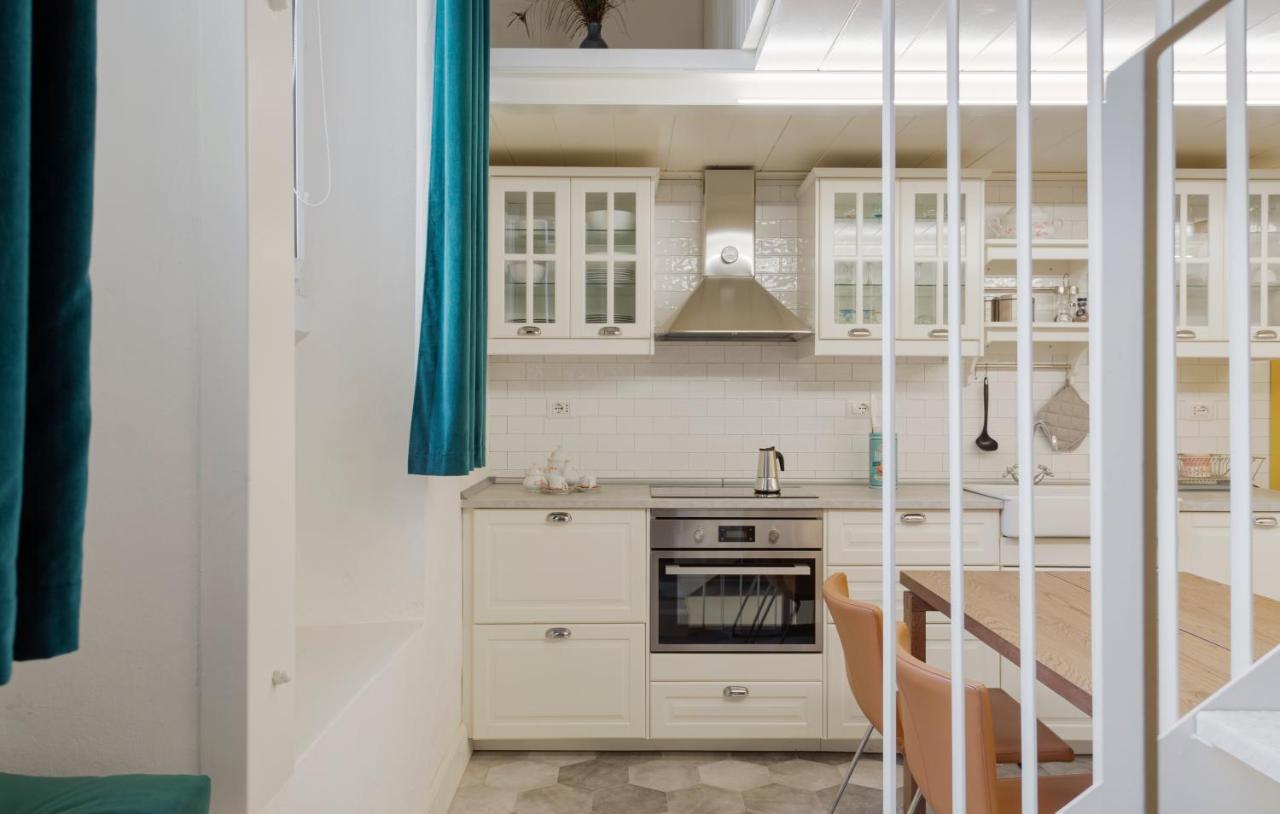 Modern & Stylish Loft - 2 Min From Central Station Мілан Екстер'єр фото